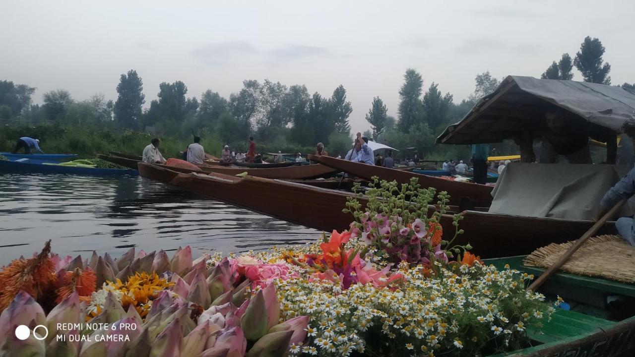 Green View Group Of Houseboats Srīnagar Eksteriør bilde
