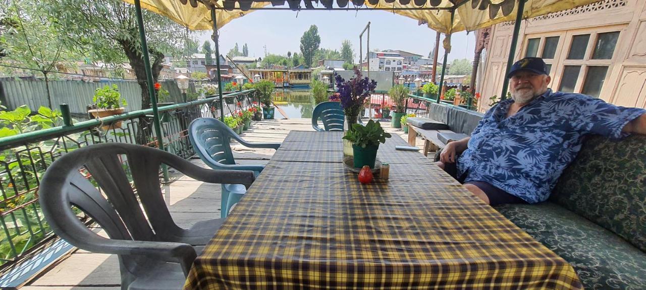 Green View Group Of Houseboats Srīnagar Eksteriør bilde
